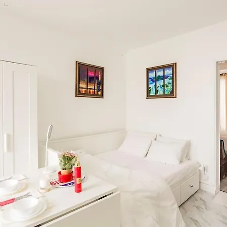 Paris Tourist Apartment, France *
